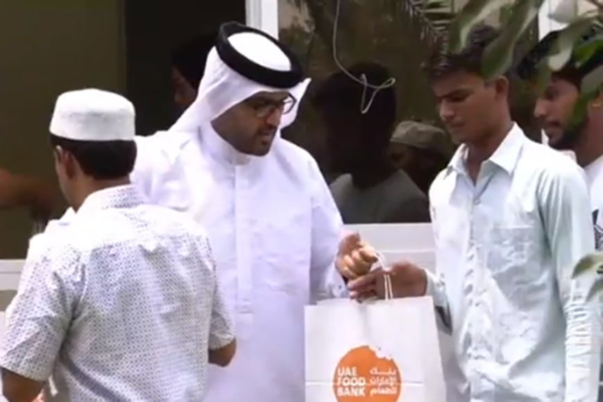 UAE Food Bank distributes meals to Dubai workers 